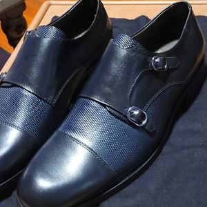 **NEW Never Worn!***Marc Joseph New York Gold Loafer Dress Shoes